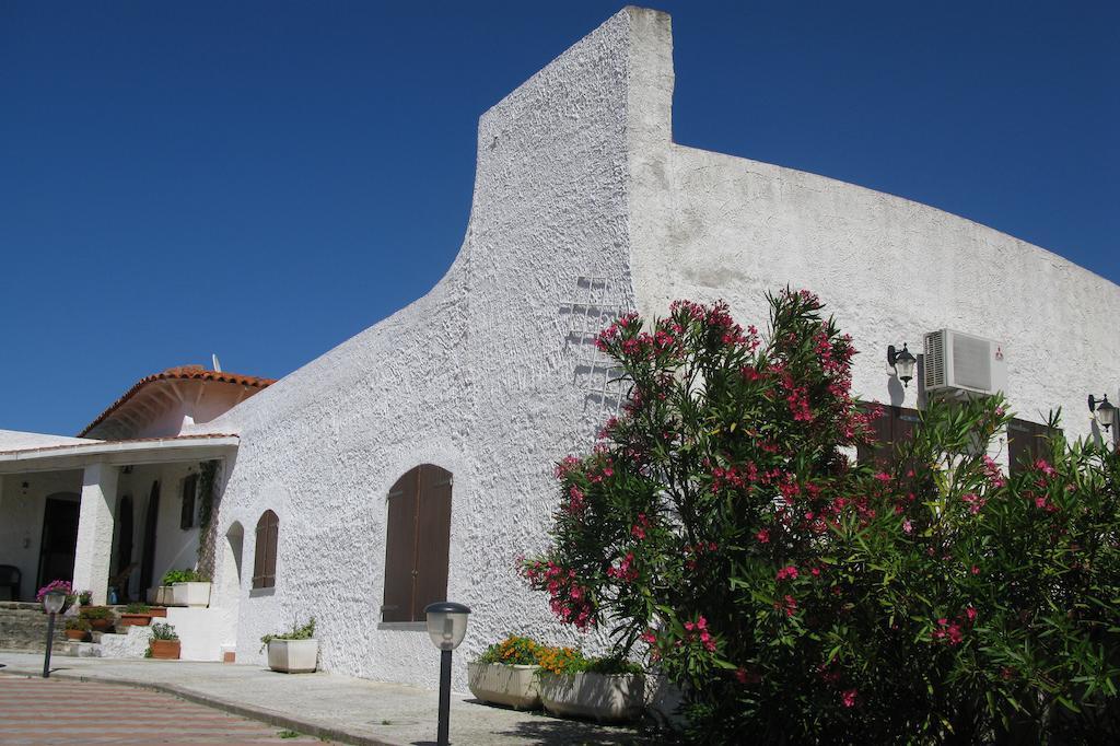 Il Melo Residence Porto Torres Extérieur photo